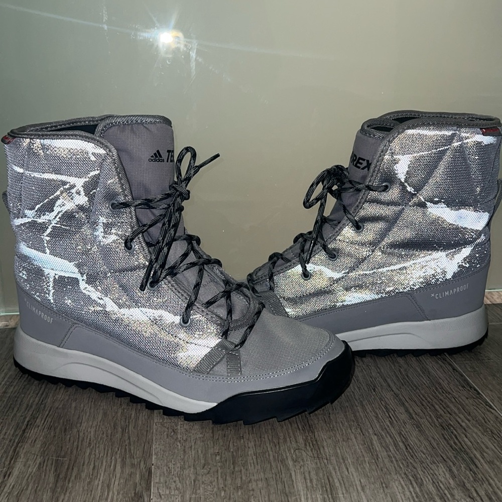 New adidas Terrex Choleah Padded Climaproof reflective sneaker boots- no box